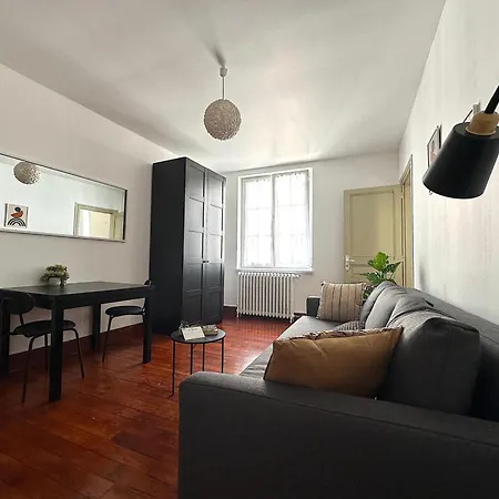 Immeuble De Charme Au Coeur De Dreux Appartement Buitenkant foto