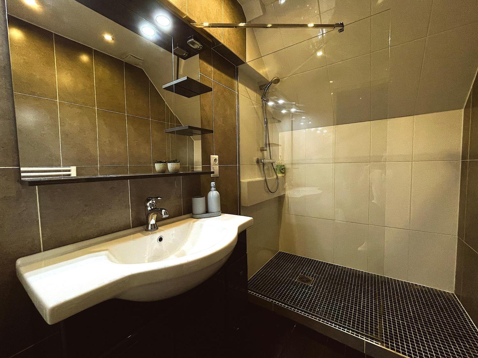 Immeuble De Charme Au Coeur De Apartment